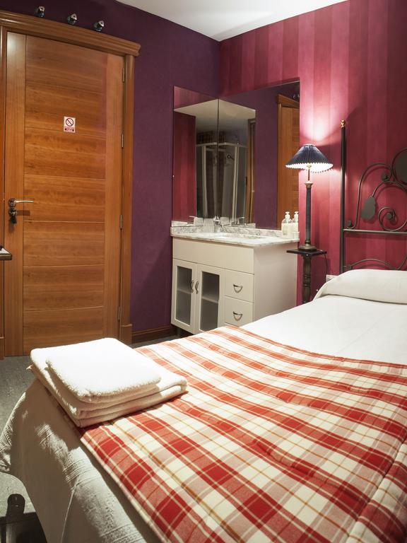 Ch Hostal Victoria Cuenca  Kültér fotó