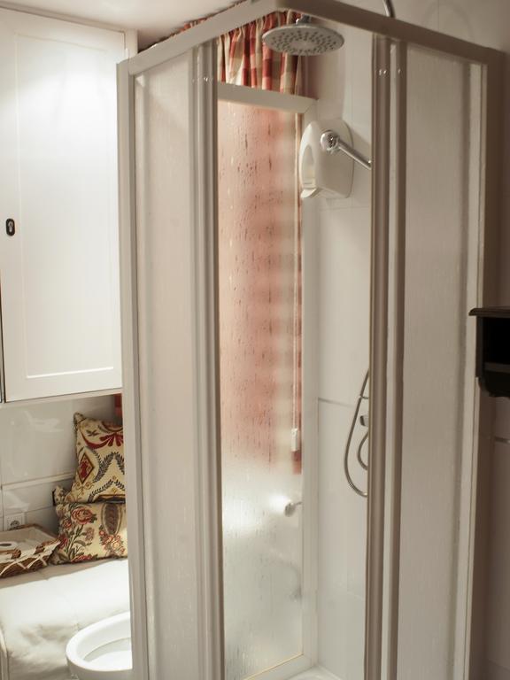 Ch Hostal Victoria Cuenca  Kültér fotó