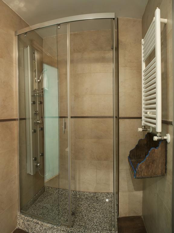 Ch Hostal Victoria Cuenca  Kültér fotó