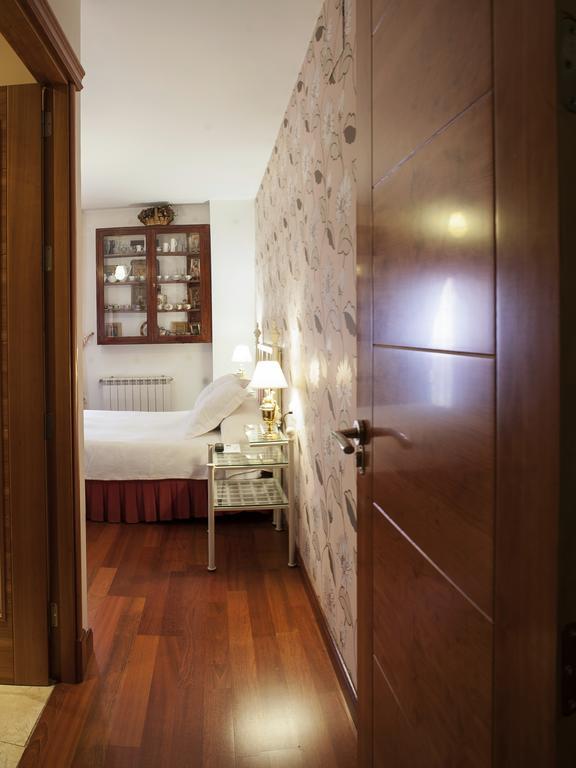Ch Hostal Victoria Cuenca  Kültér fotó