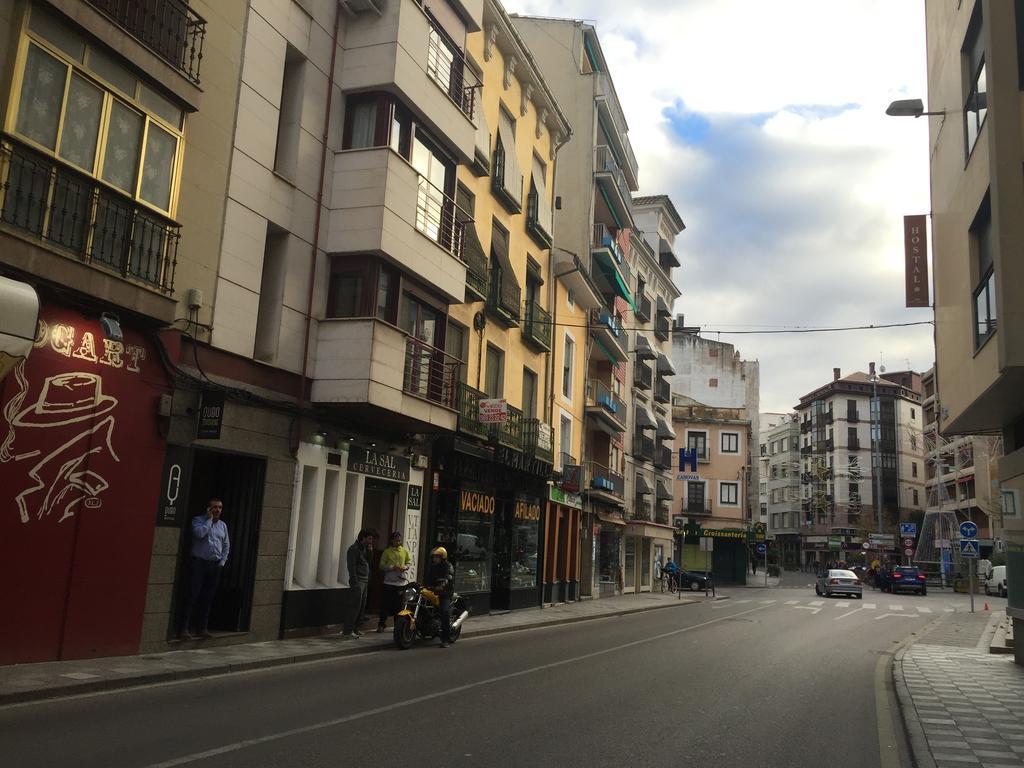 Ch Hostal Victoria Cuenca  Kültér fotó